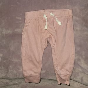 Toddler sweatpants 0-4months never worn great conditions